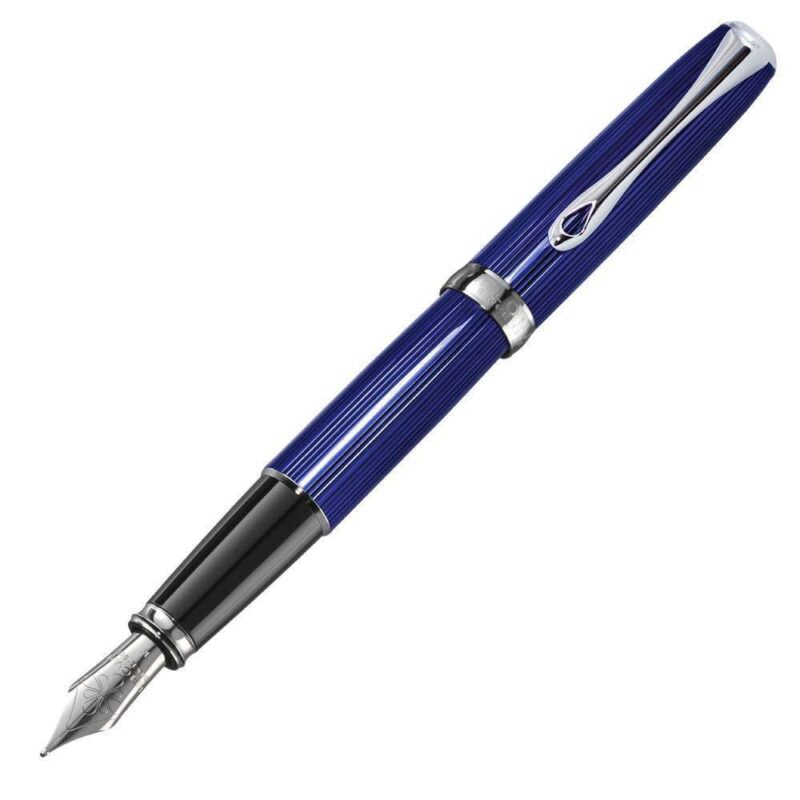 D40215023 Diplomat Excellence A2 Skyline Blue Fountain Pen